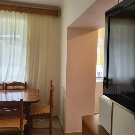 Διαμέρισμα Incorner Εξαμίλιο